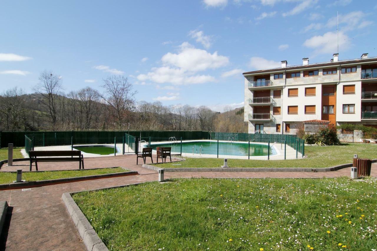 Jardin Del Sella Lägenhet Onís Exteriör bild